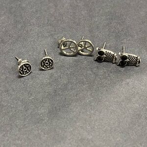 Silver Stud Earring Set